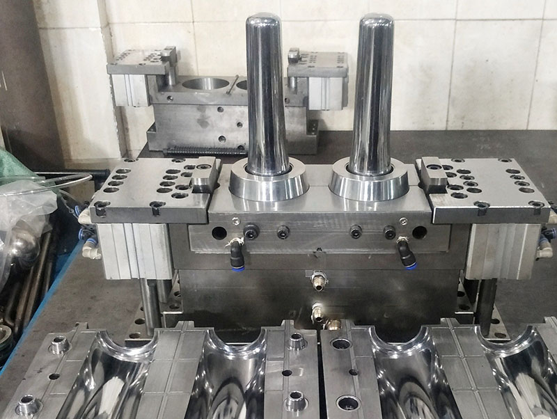 秦城模具制造-05