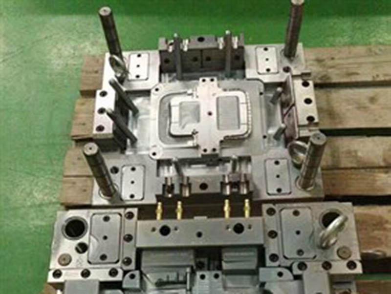 秦城模具制造-06