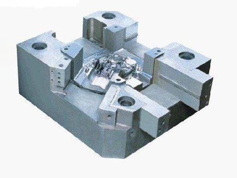 秦城模具制造-03