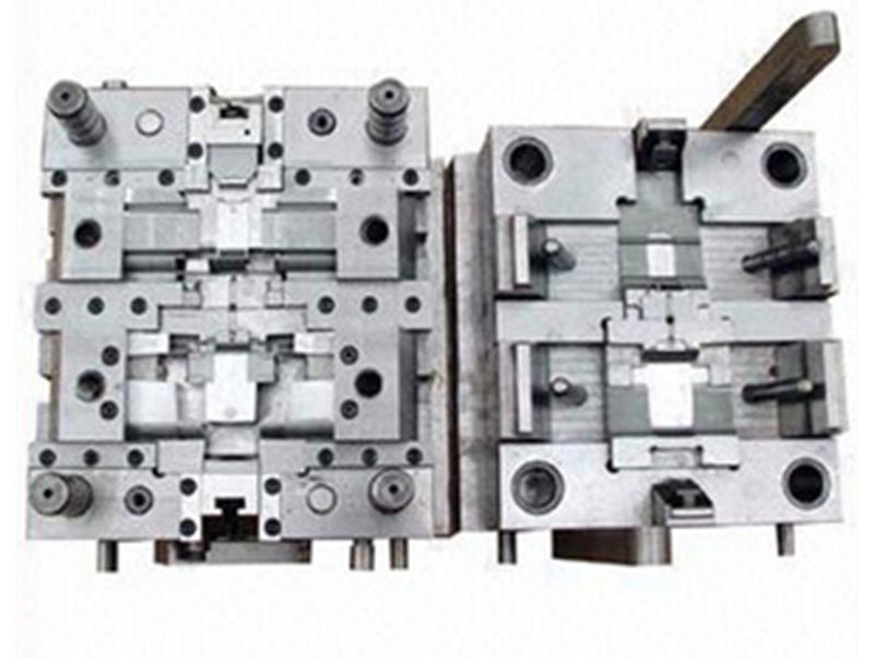 秦城精密塑料模-07